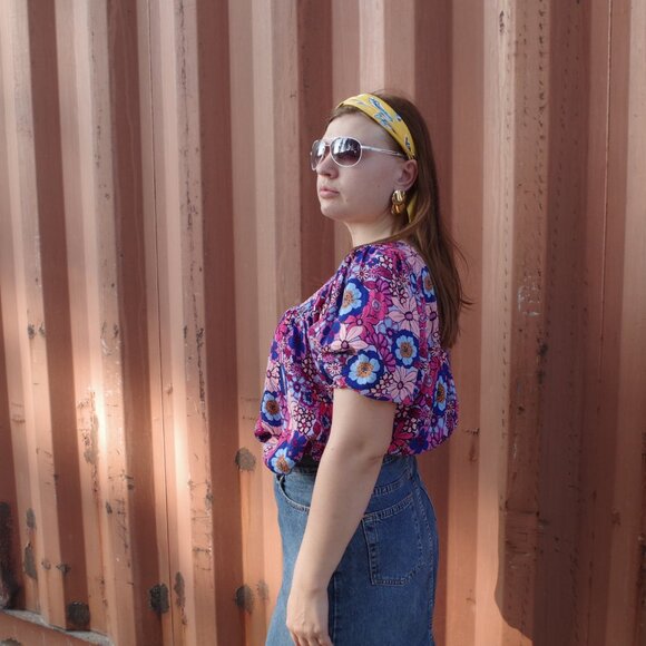 Ladies Floral Blouse By terra & Sky - Picture 4 of 6